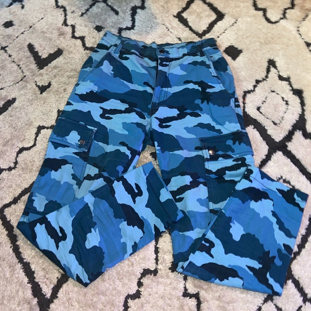 camo pants